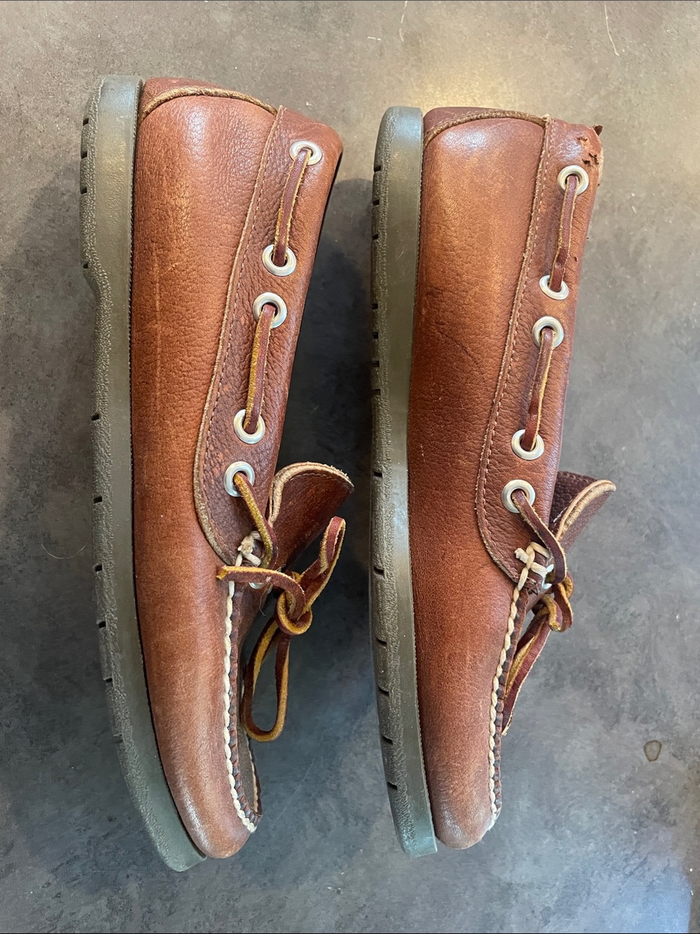 L.L. Bean Women's Chestnut Brown Leather Boat Shoes with Tan Laces - Picture 2 of 6